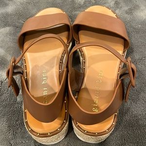 Gianni Bini sandals